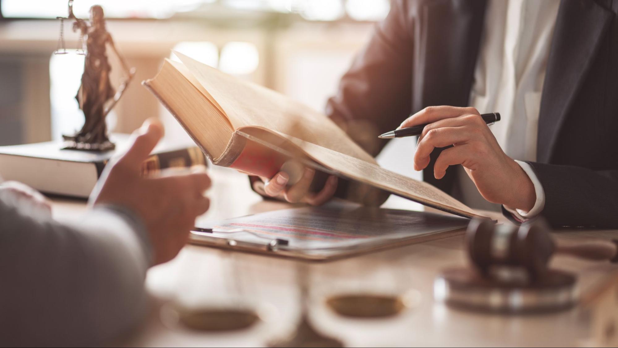 Possession vs. Possession With Intent to Sell in Florida: Key Differences